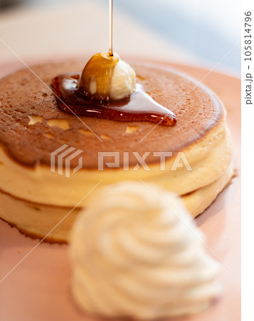 プレーンパンケーキ 105814796