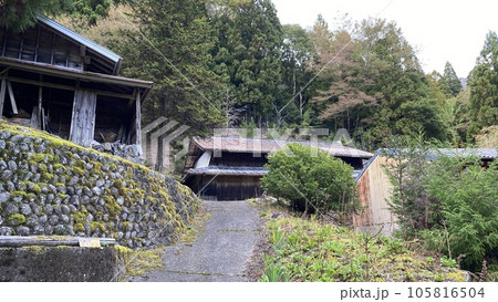 静岡県浜松市　春野町の京丸集落跡 105816504