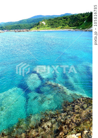 袰月海岸高野埼の岩場と海 袰月海岸高野埼の岩場と海 105816785