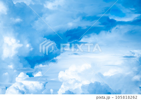 青い空の背景用写真 105818262