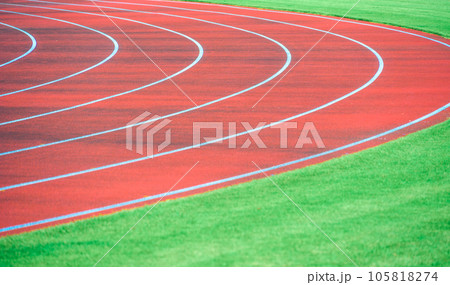 陸上トラック 105818274