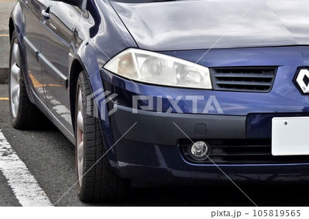 輸入車イメージ ルノー・メガーヌ2代目のフロントマスク 輸入車イメージ ルノー・メガーヌ2代目のフロントマスク 105819565