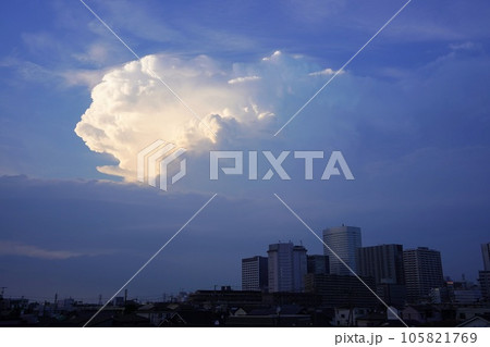 雲　入道雲 105821769