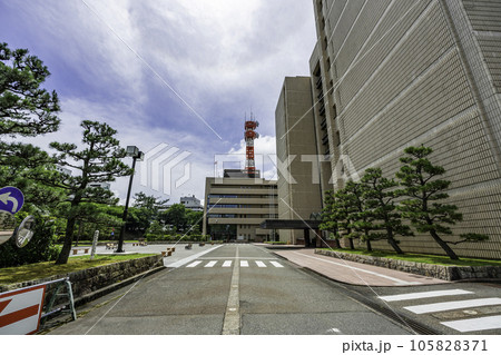 福井城址　福井県警察本部と福井県庁　福井県福井市 105828371