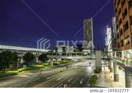 岐阜市街地　岐阜駅北口　岐阜県岐阜市 105832777