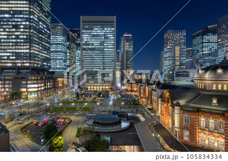 煌めく東京駅、丸の内夜景 煌めく東京駅、丸の内夜景 105834334