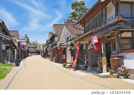 【吹屋ふるさと村】 岡山県高梁市成羽町吹屋 【吹屋ふるさと村】 岡山県高梁市成羽町吹屋 105835456
