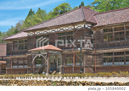 【吹屋ふるさと村 (旧吹屋小学校)】 岡山県高梁市成羽町吹屋 105840002