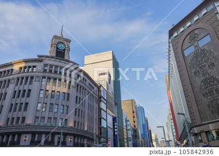 銀座 和光時計台 夜景 銀座四丁目 三越 銀座 和光時計台 夜景 銀座四丁目 三越 105842936