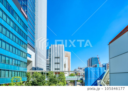 東京都港区の都市風景　田町駅 105846177