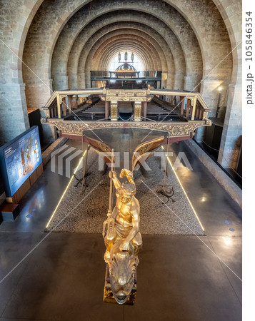 バルセロ海洋博物館　レアール号のレプリカ 105846354