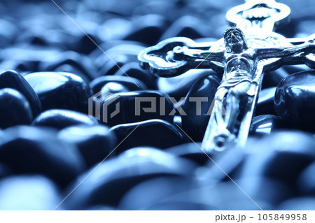 Metal Church cross closeup Metal Church cross closeup 105849958
