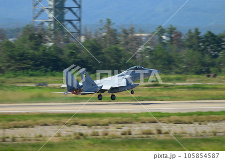 航空自衛隊第306飛行隊F-15イーグル離陸 105854587