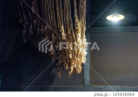 紙垂と明り 紙垂と明り 105856084