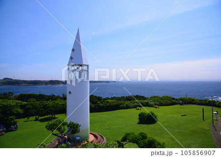 三浦半島先端の城ヶ島公園 105856907
