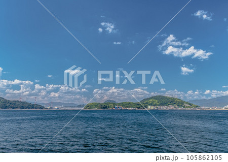 夏空の海の風景 夏空の海の風景 105862105