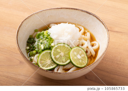 すだちおろし冷かけうどん 105865733