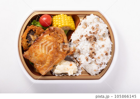 鶏もも肉の金山寺味噌焼き弁当 105866145