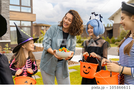 people celebrating Halloween people celebrating Halloween 105866611