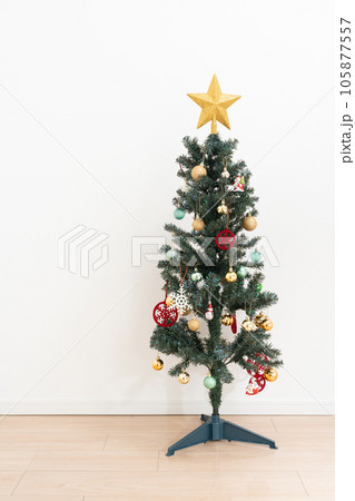クリスマスツリー 105877557