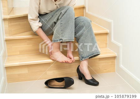Asian lady woman patient fall down the stairs because slippery surfaces 105879199