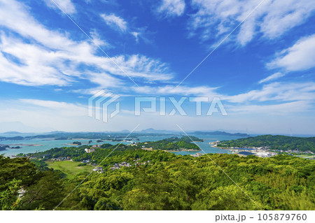 【熊本県】雲仙天草国立公園の景観（千厳山園地より） 105879760