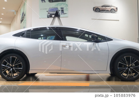 モーターショー セダン車 ショールーム モーターショー セダン車 ショールーム 105883976
