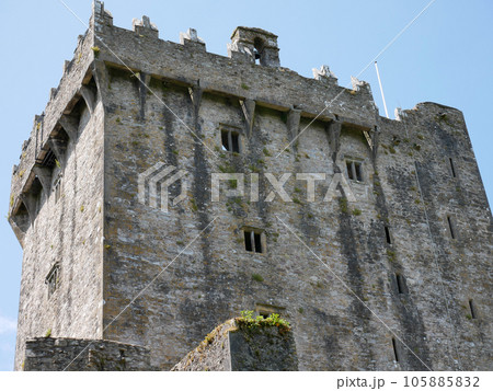 Old celtic castle tower, Blarney castle in Ireland, old ancient celtic fortress 105885832