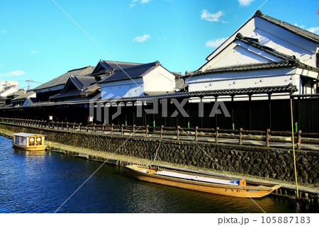 蔵の街『栃木』巴波川と御蔵 105887183