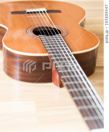 Guitar 105889347