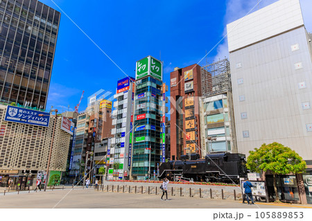東京 港区 新橋駅西口広場 (SL広場) 東京 港区 新橋駅西口広場 (SL広場) 105889853