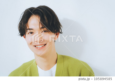 メンズ　ヘアスタイル 105894585