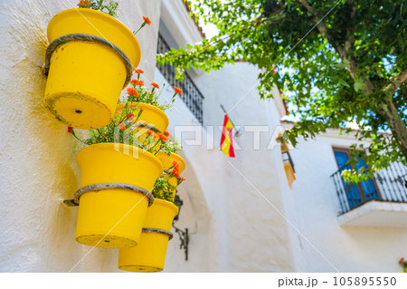 夏晴れの志摩地中海村 105895550