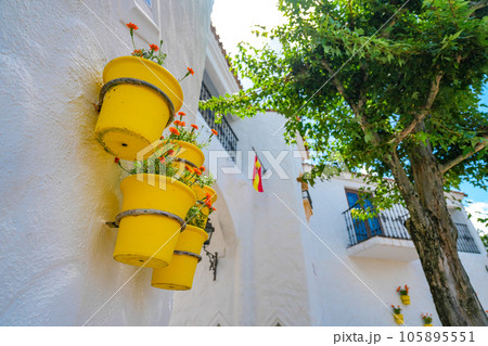 夏晴れの志摩地中海村 105895551