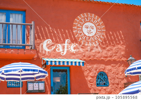 夏晴れの志摩地中海村 105895568