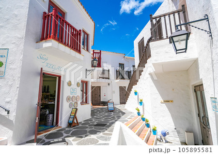 夏晴れの志摩地中海村 105895581