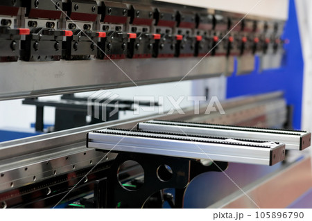 hydraulic press brake bending machine close up 105896790