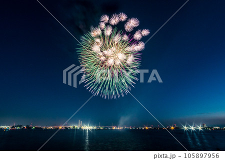 名古屋みなと祭打ち上げ花火 105897956