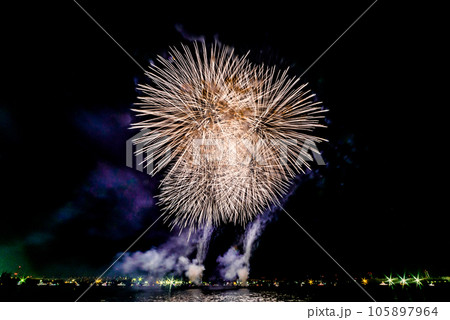 名古屋みなと祭打ち上げ花火 105897964