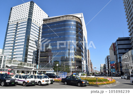 静岡駅南口の街並み 105898239