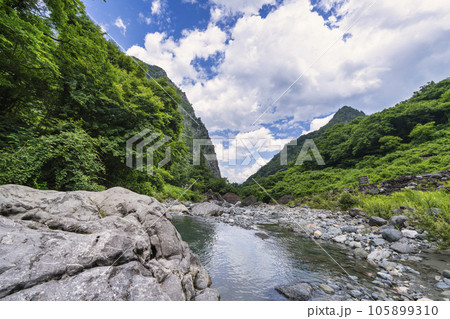 小滝川ヒスイ峡 小滝川ヒスイ峡 105899310