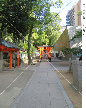 稲荷神社 生田神社社殿北東、東門付近 稲荷神社 生田神社社殿北東、東門付近 105901521