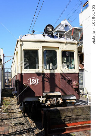 ことでん・レトロ車両と仏生山駅(香川県高松市) ことでん・レトロ車両と仏生山駅(香川県高松市) 105901705