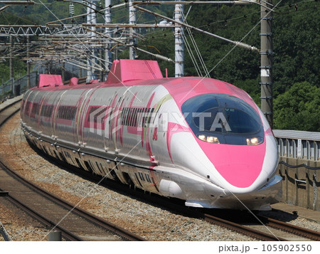 ハローキティ新幹線　大津トンネルにて 105902550