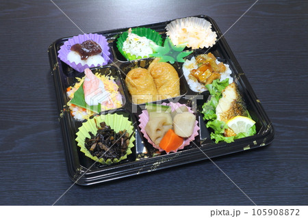和食弁当（寿司幕の内弁当） 105908872