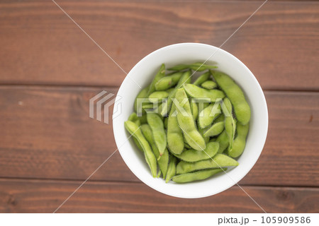夏の風物詩枝豆 夏の風物詩枝豆 105909586