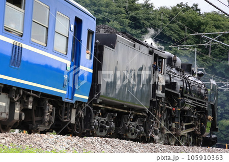 SLぐんまよこかわ C6120蒸気機関車牽引12系客車列車 SLぐんまよこかわ C6120蒸気機関車牽引12系客車列車 105910363