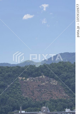 京都五山送り火 松ヶ崎の東山に法3(妙法) 京都五山送り火 松ヶ崎の東山に法3(妙法) 105910977