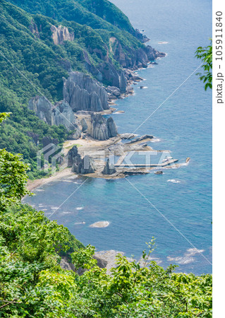 （青森県下北半島）仏ヶ浦展望台から見下ろす仏ヶ浦 105911840
