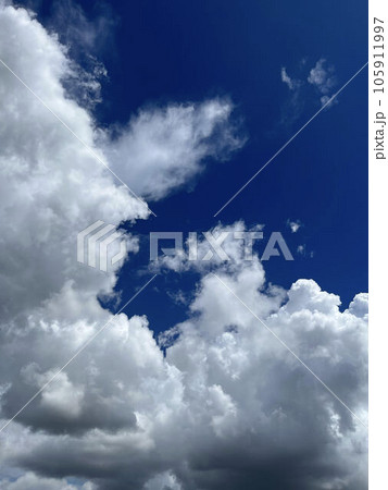 青い空と白い雲 青い空と白い雲 105911997